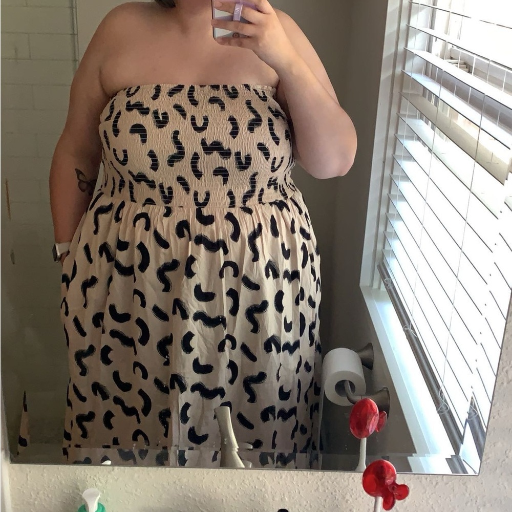 Abstract Print Strapless Dress